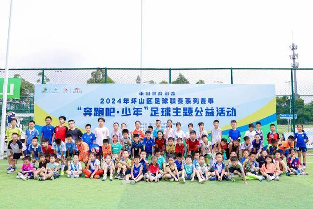 王仕鹏：詹姆斯留湖人是首选 但年薪别超5千万 要给球队空间操作